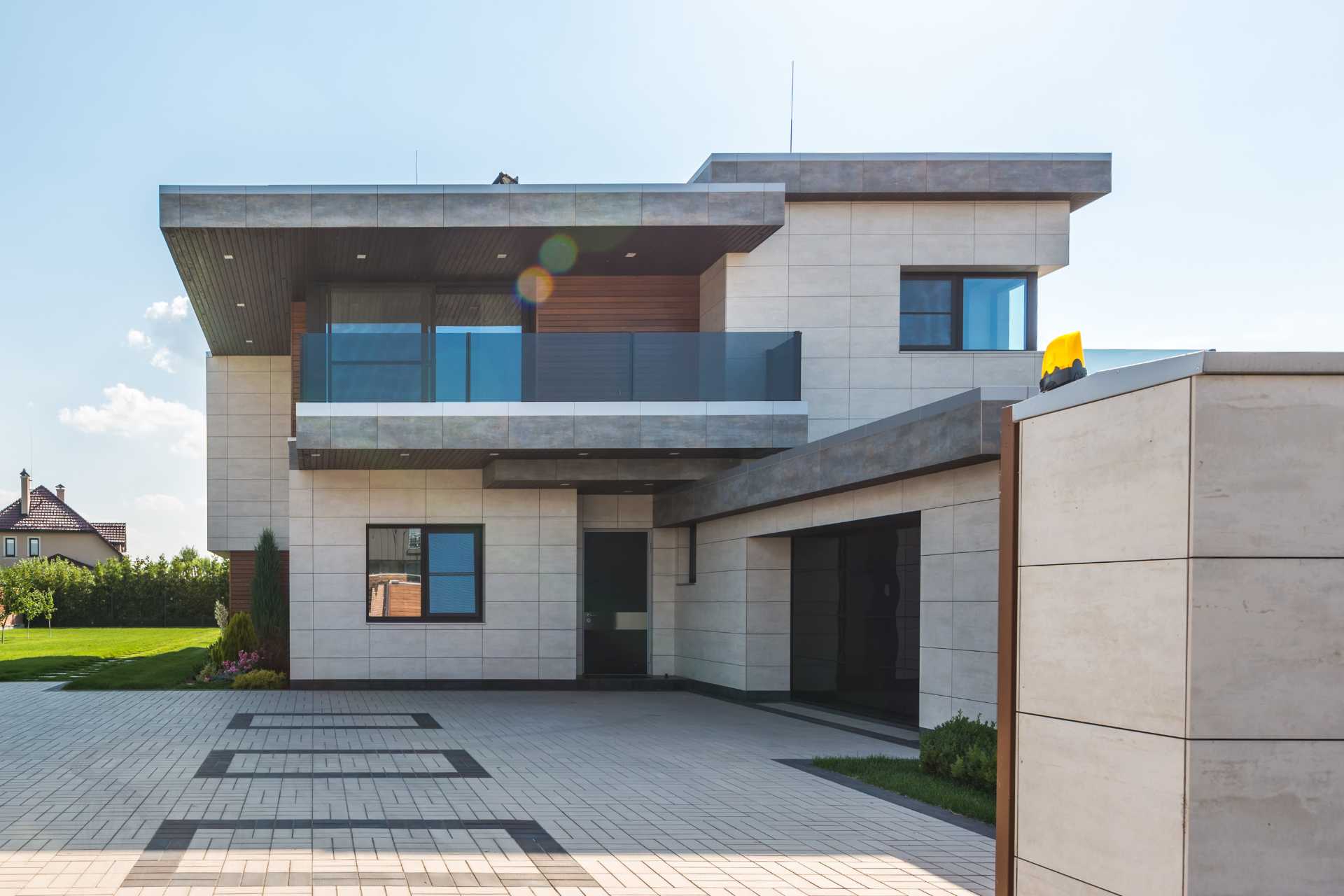 How Smart Roofs Are Revolutionizing Homes in 2024 - Belmar Roofing